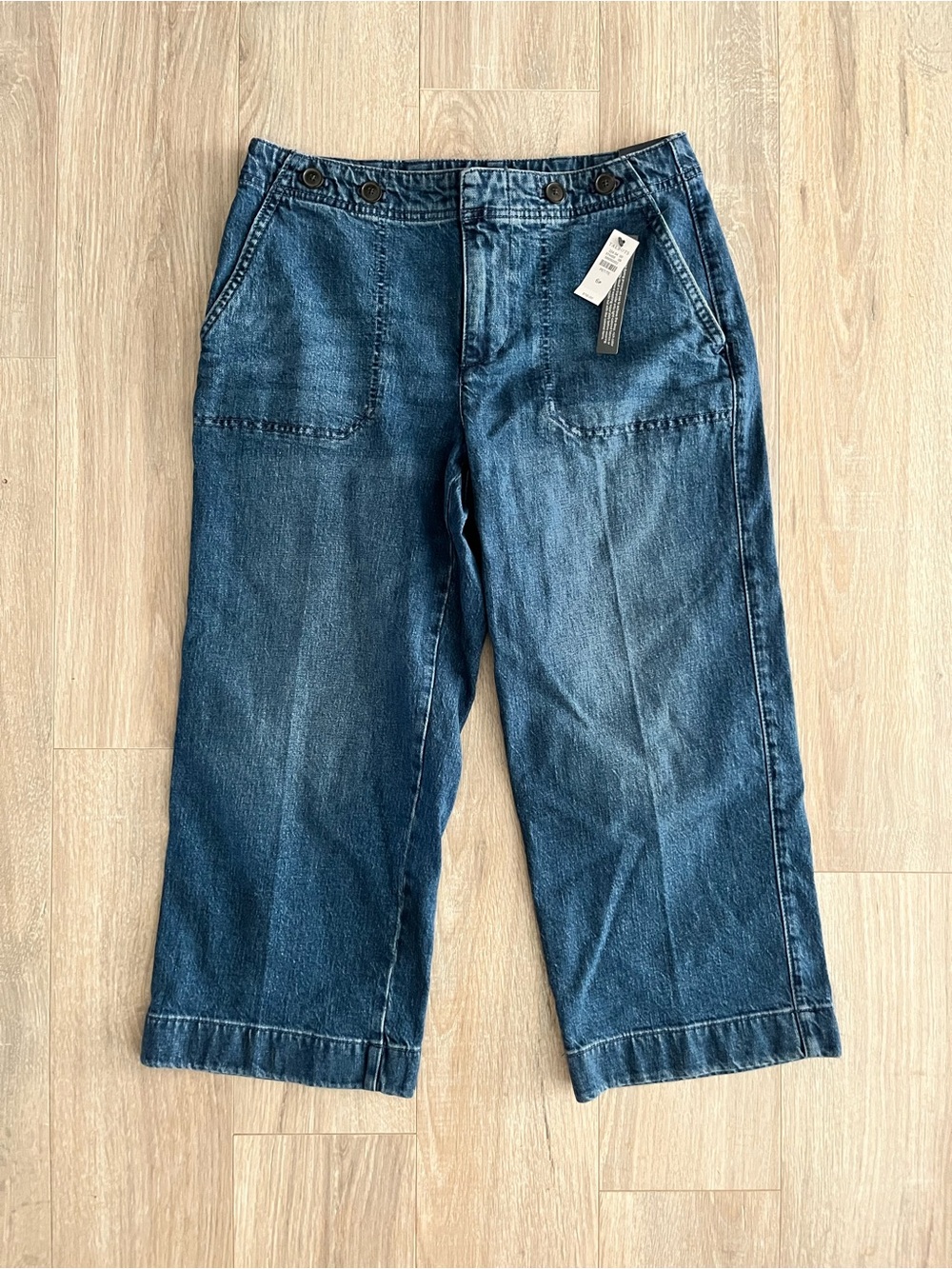 NWT Talbots Women’s Crop Wide Leg Jeans Cora Wash - Size 6 Petite - Picture 2 of 9